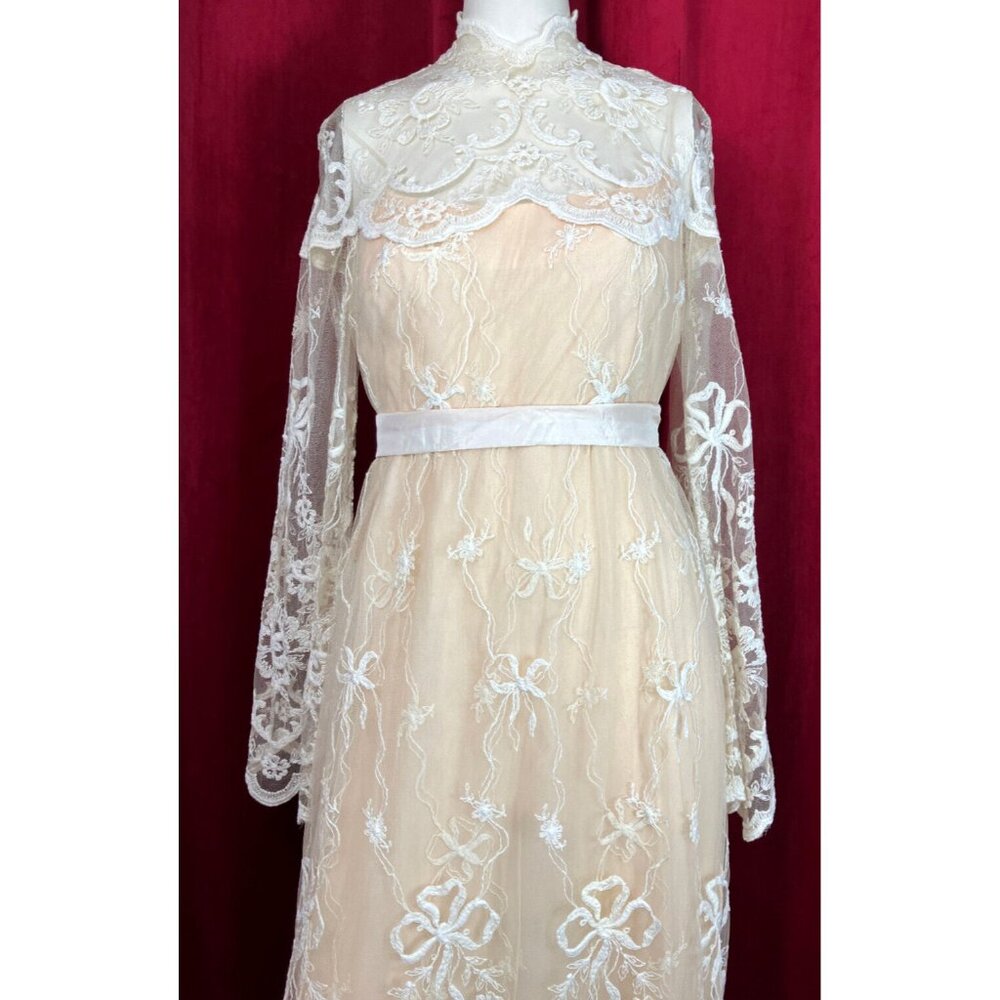 LOVELY 1970s Tambour Lace Wedding Tea Dress Tiered Skirt Edwardian Style 70s - Picture 2 of 12